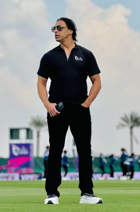 Shoaib Akhtar Height