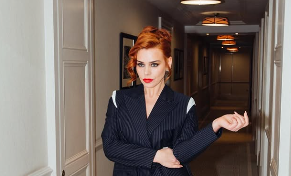 Billie Piper Wiki & Early Life