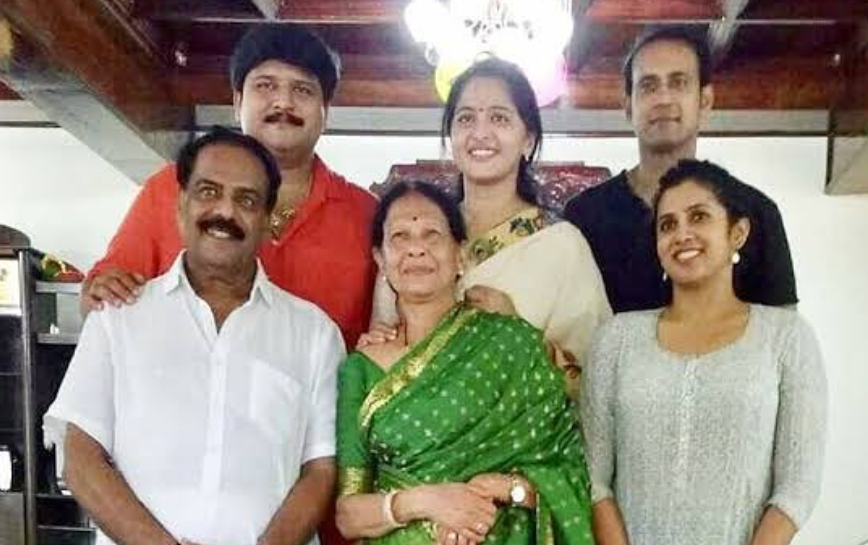 Anushka Shetty Family