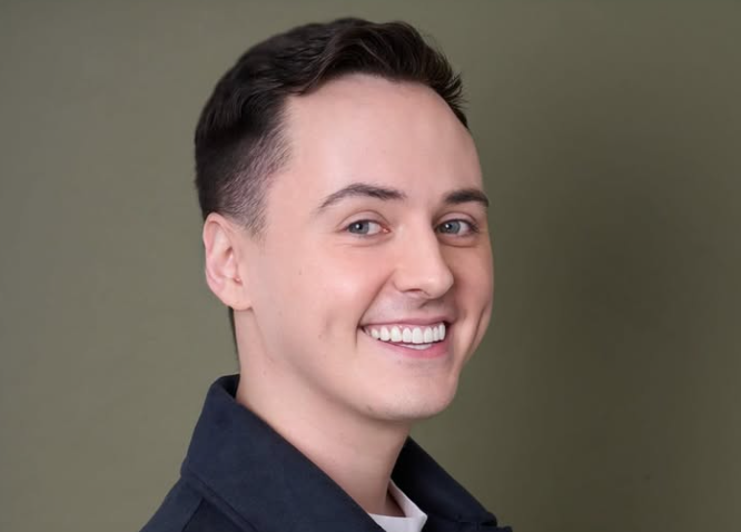 Darren Grimes Net Worth, Salary