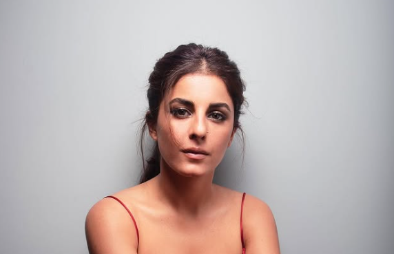 Isha Talwar Wiki & Early Life