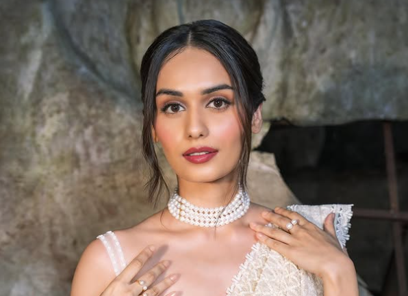 Manushi Chhillar - 10