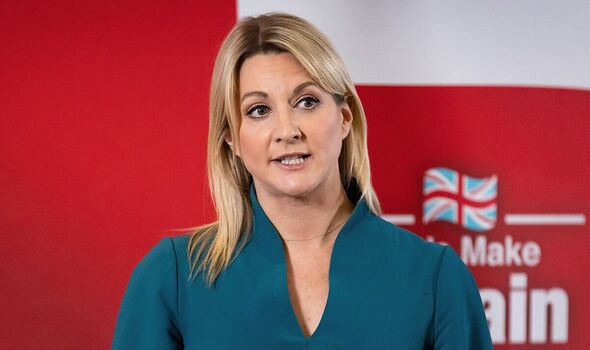 Alex Phillips Career