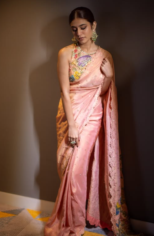 Priya Prakash Varrier Height