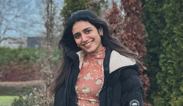 Priya Prakash Varrier Wiki & Early Life