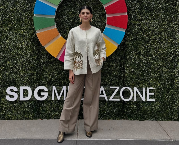 Sanjana Sanghi Height, Weight & Physical Stats