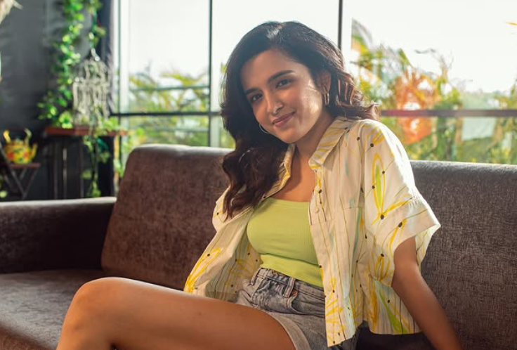 Shirley Setia Wiki & Early Life