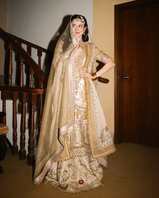 Hania Aamir Height, Weight & Physical Stats