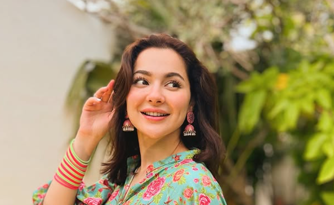 Hania Aamir Wiki & Early Life