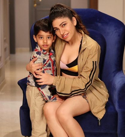 Tulsi Kumar Son - Shivaay