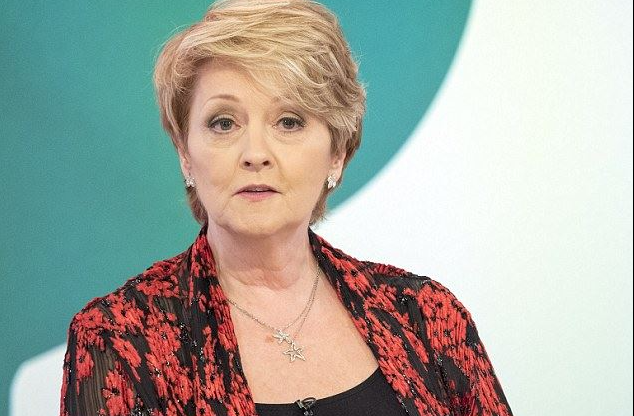 GB news presenters photos female of Anne Diamond