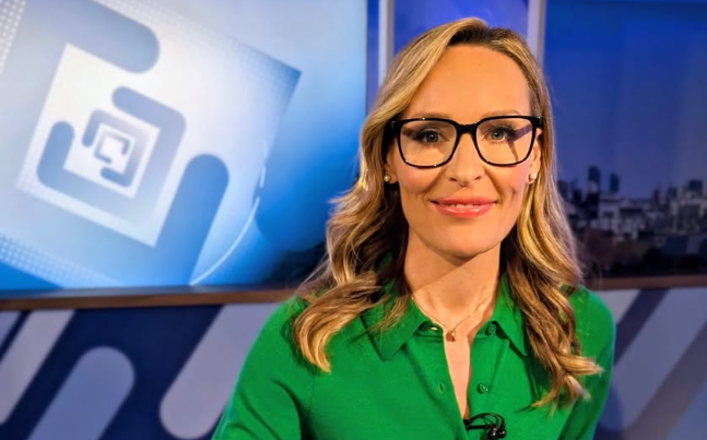 GB news presenters photos female of Isabel Webster