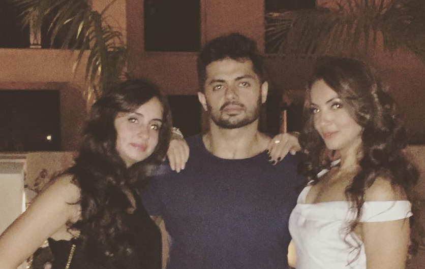 Bunty Sajdeh With Sisters