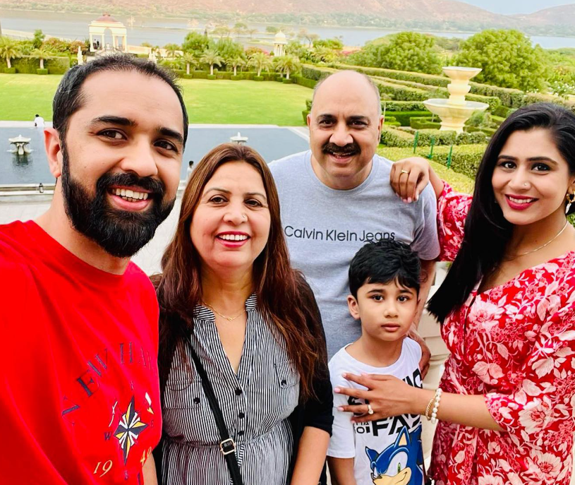 Varun Alagh With Family