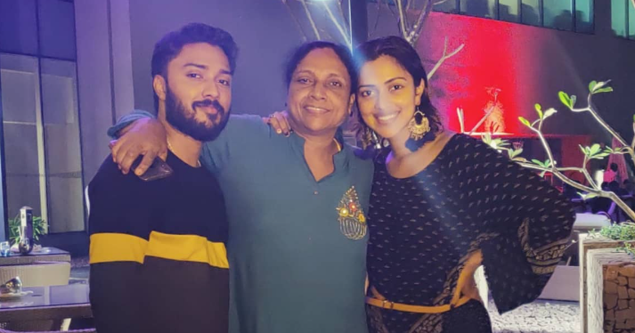Amala Paul with her Mother and Brother