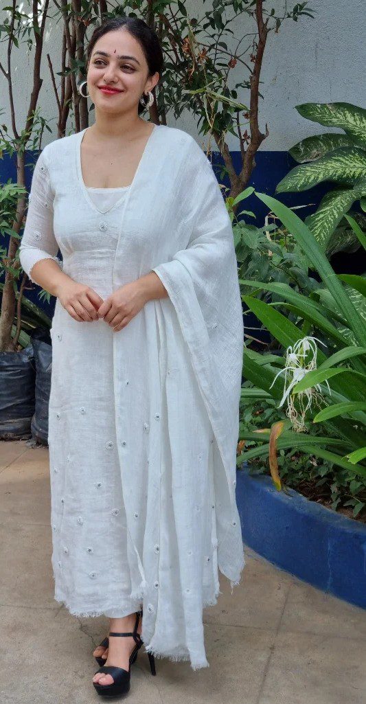 Nithya Menen Height