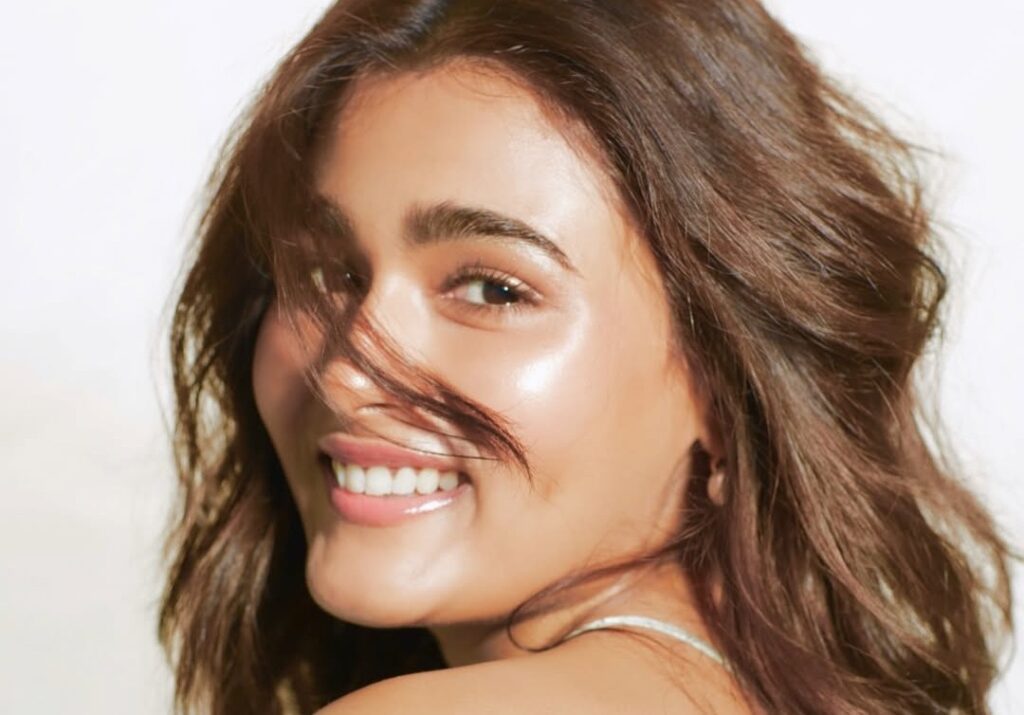 Shalini Pandey Wiki