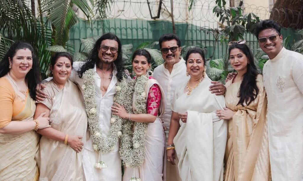 Varalaxmi Sarathkumar Famliy