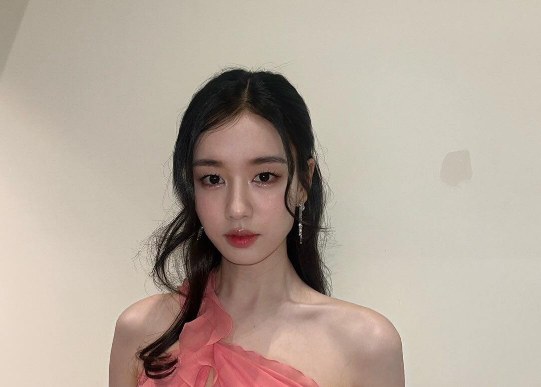 Ahn Eun-jin Wiki