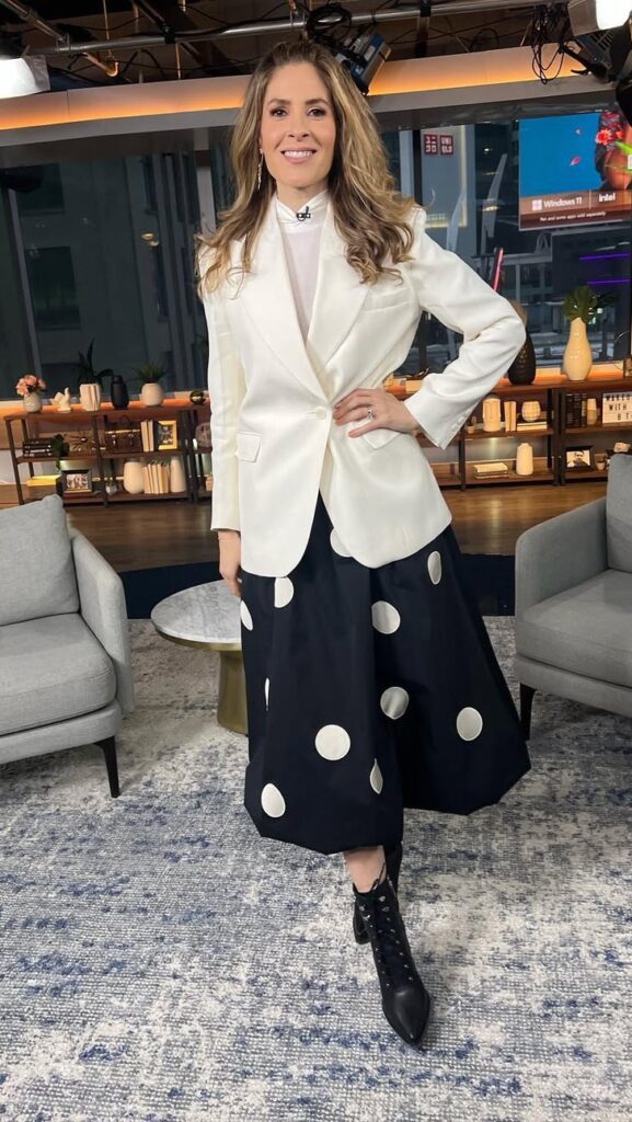 Dina Pugliese Height