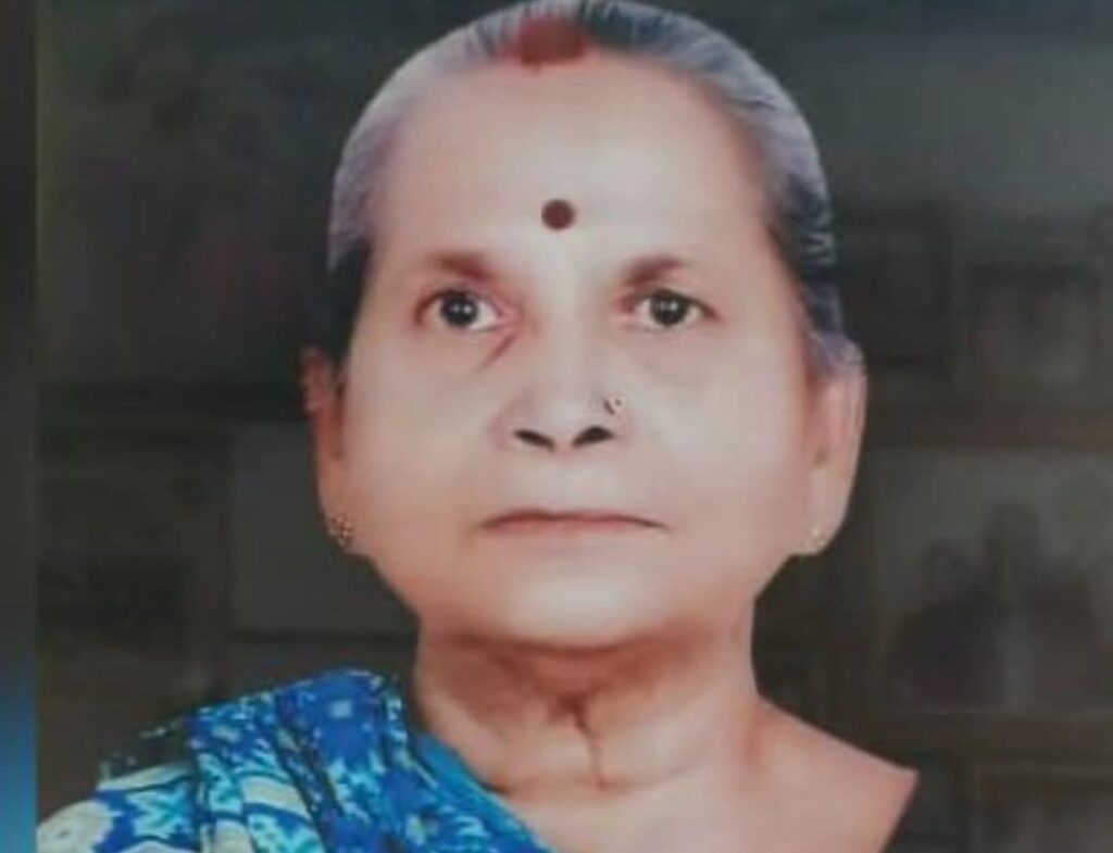 Manoj Bajpayee Mother