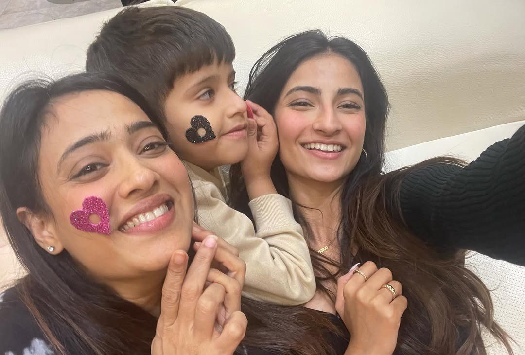 Palak Tiwari Family