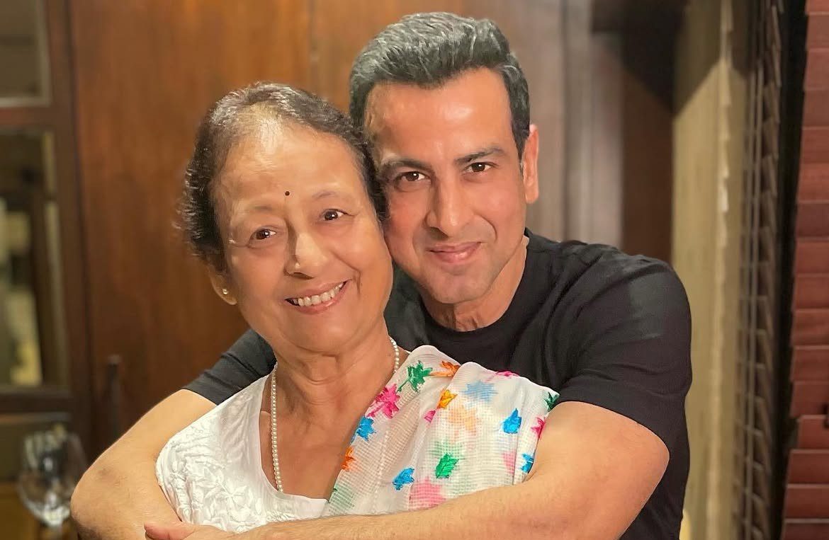 Ronit Roy Mother