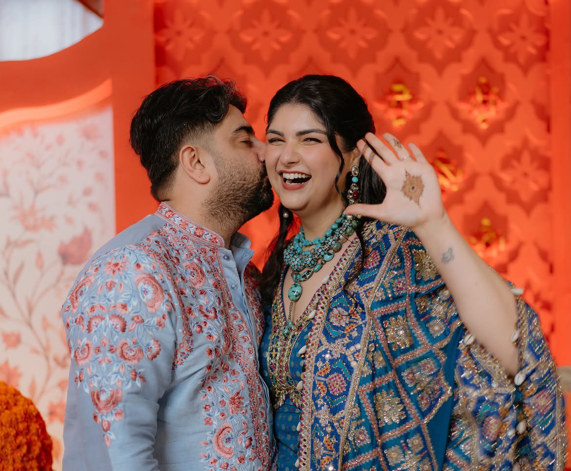 Anshula Kapoor Mhendi