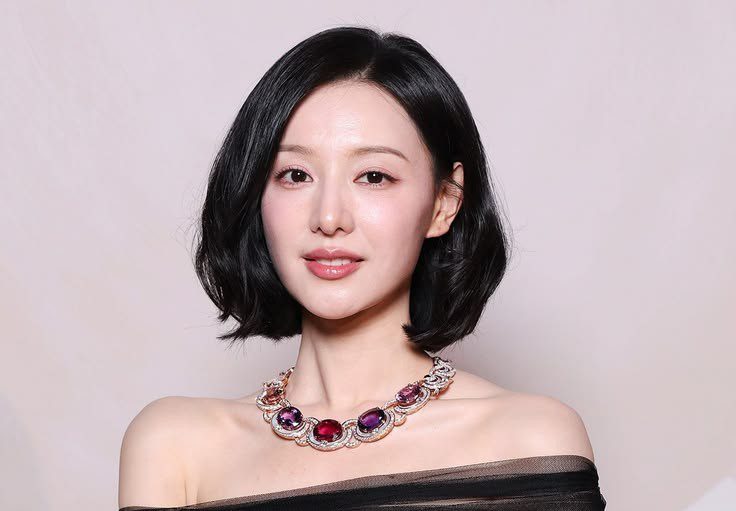 Kim Ji-won Wiki (3)