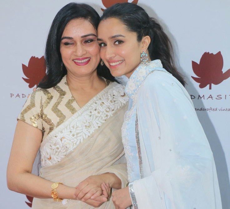 Shraddha Kapoor Mother