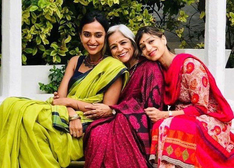 Vivek Oberoi Mother, Wife and Sister