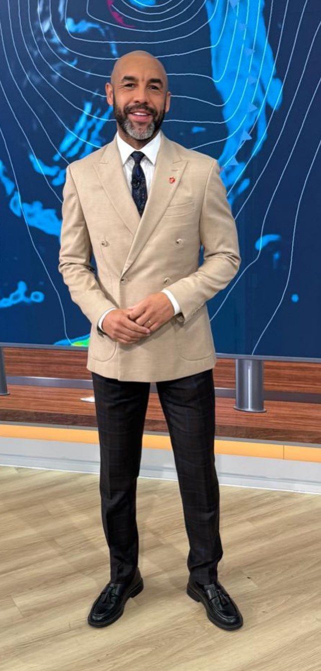 Alex Beresford Height