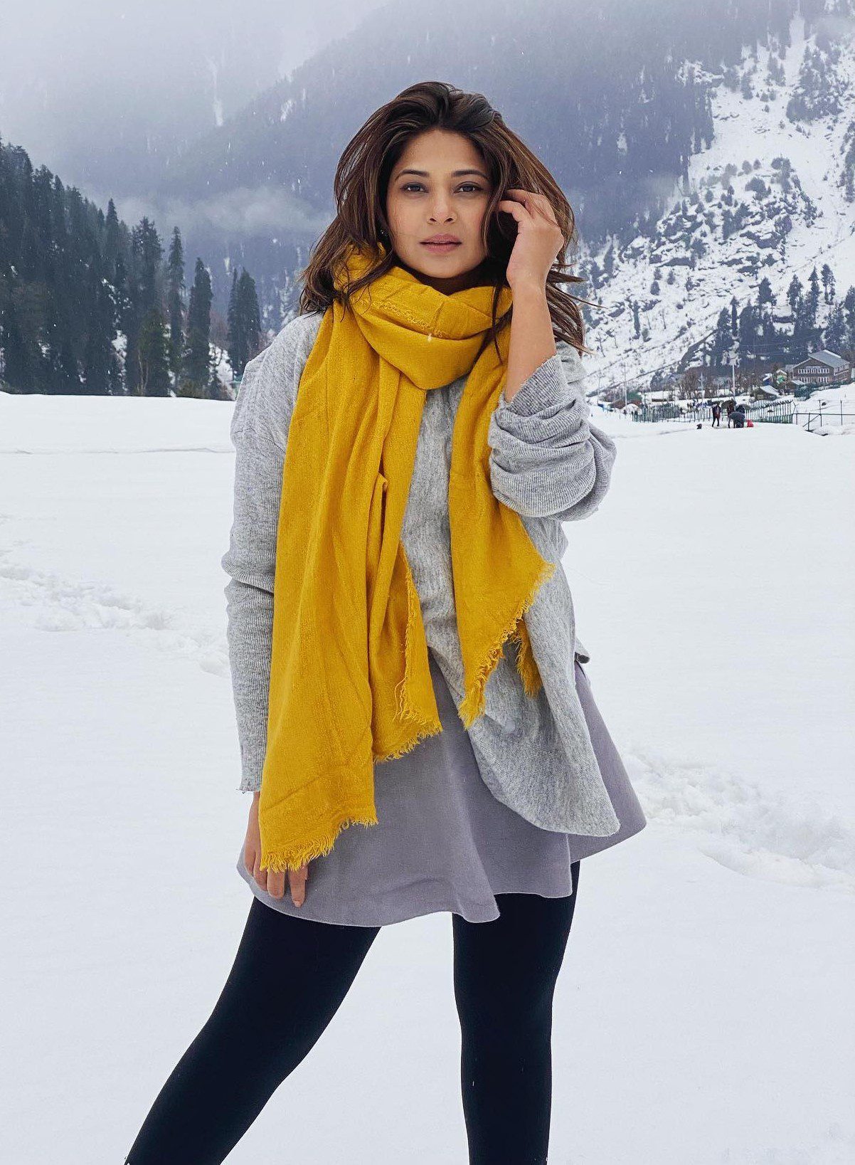 Jennifer Winget 5