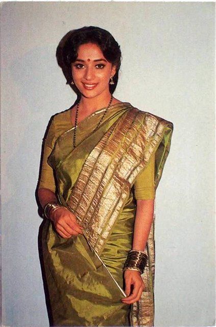 Madhuri Dixit Early Life 5