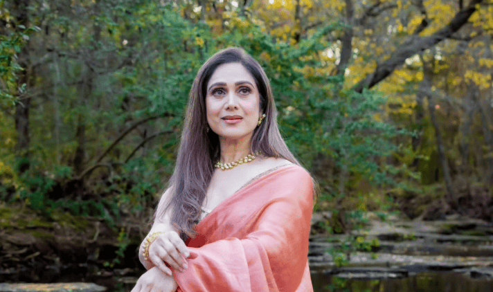 meenakshi seshadri