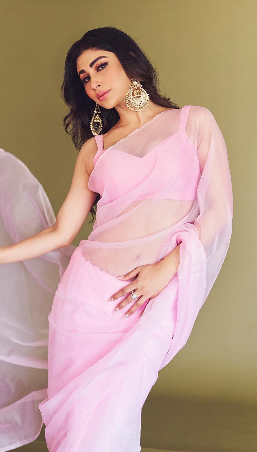 Mouni Roy 9