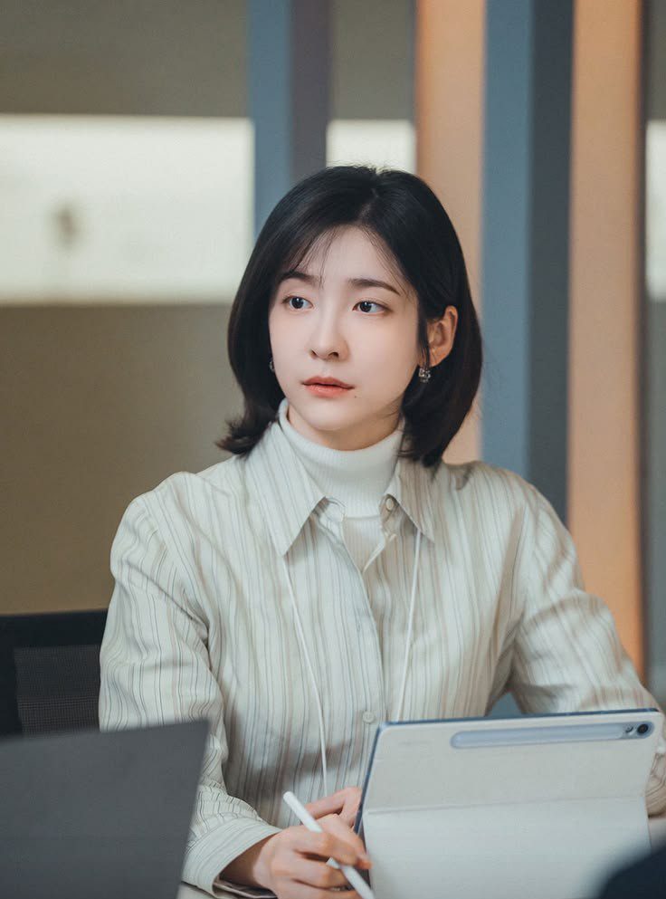 Park Ji hyun 1