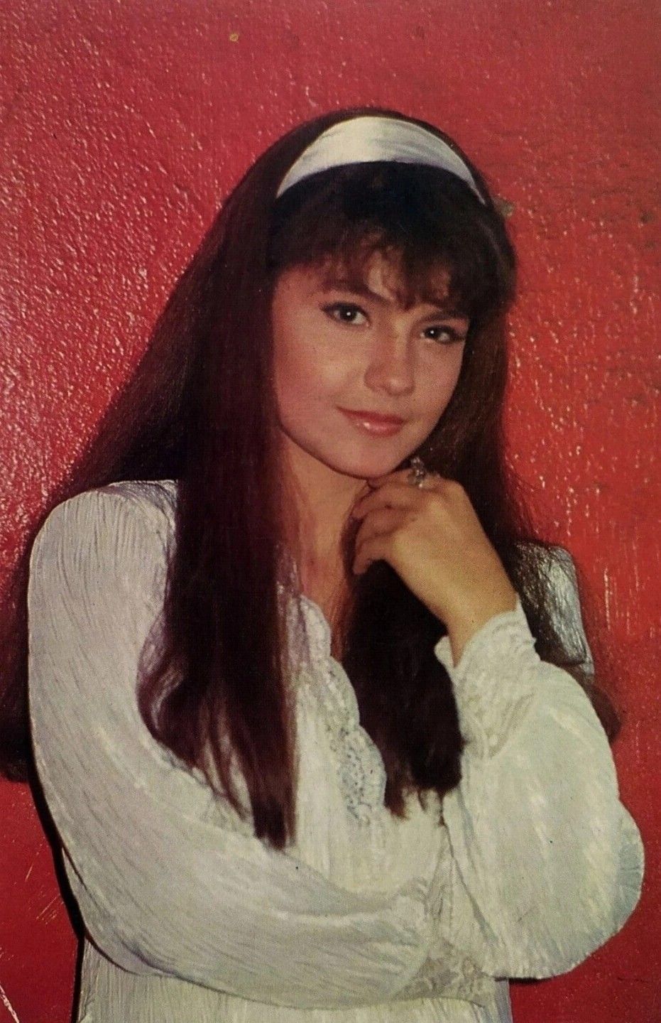 Pooja Bhatt Early Life 2