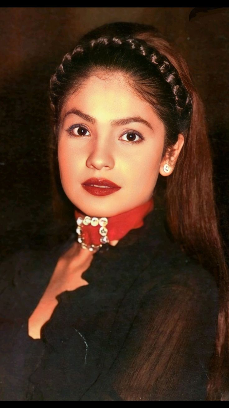 Pooja Bhatt Early Life 3