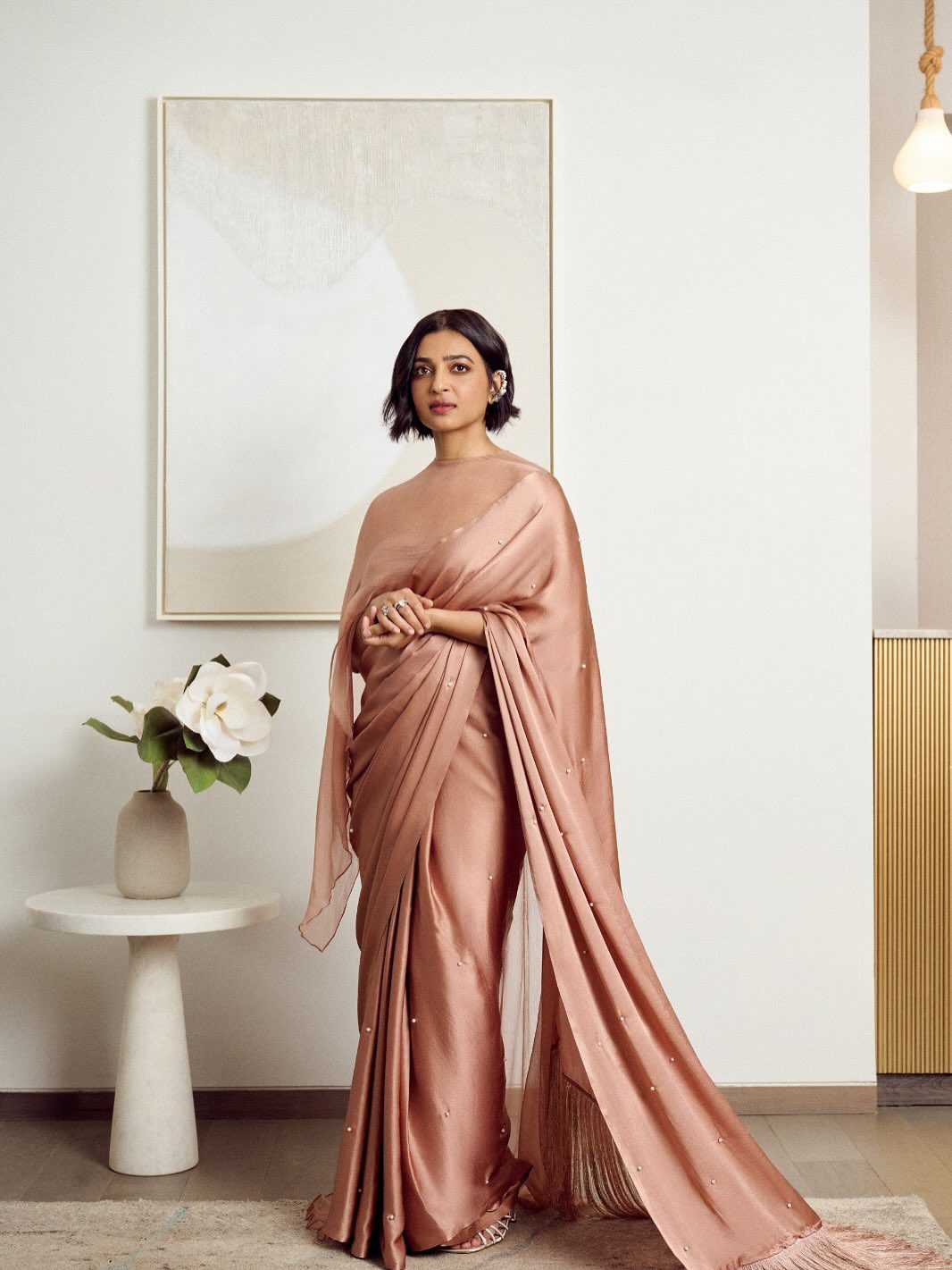 Radhika Apte 4