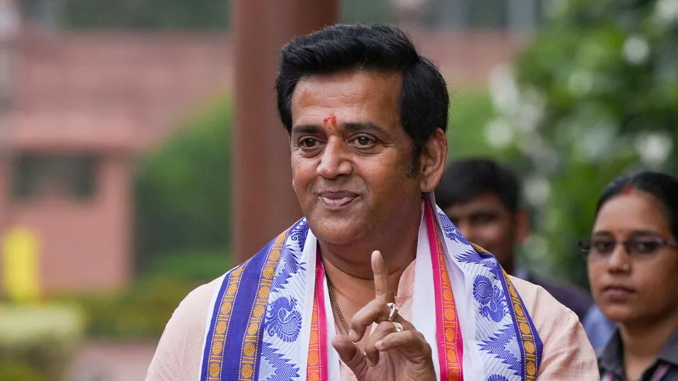 Ravi Kishan Career