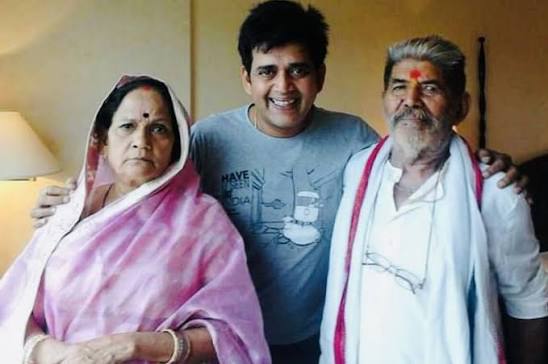 Ravi Kishan Parents