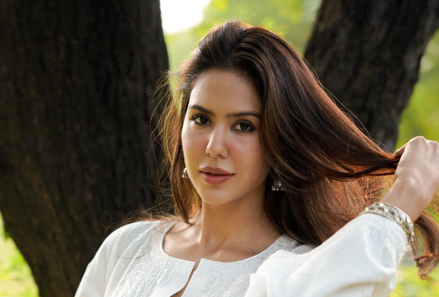 Sonam Bajwa 2